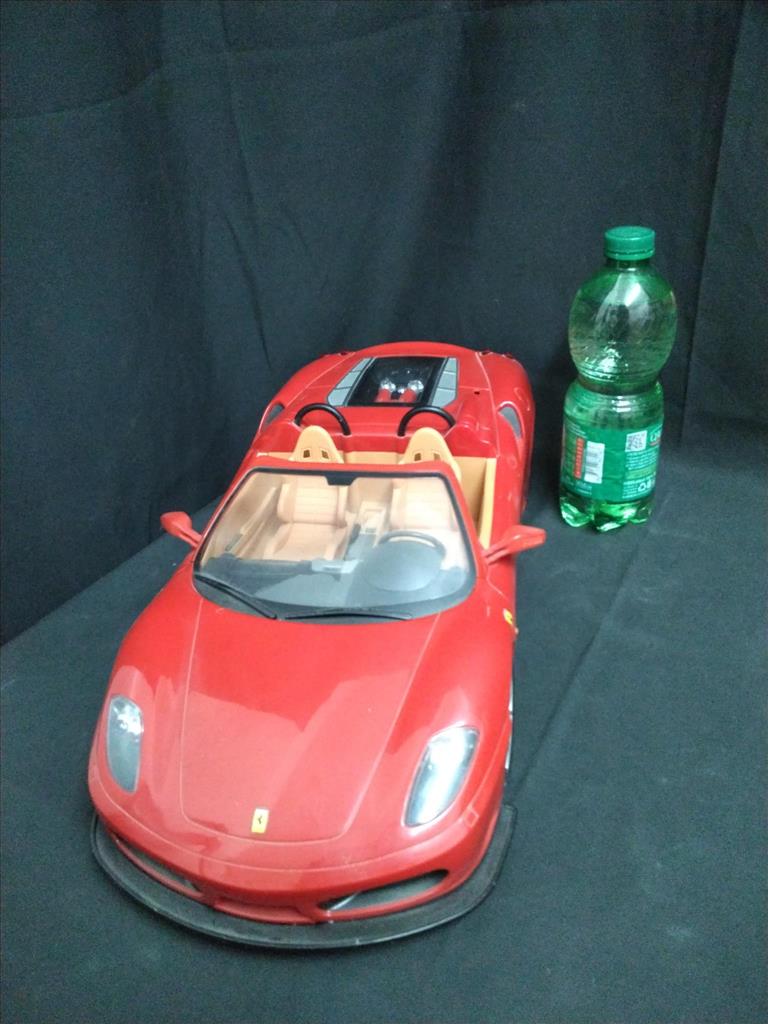 Modellino Ferrari Scala 1/10 M