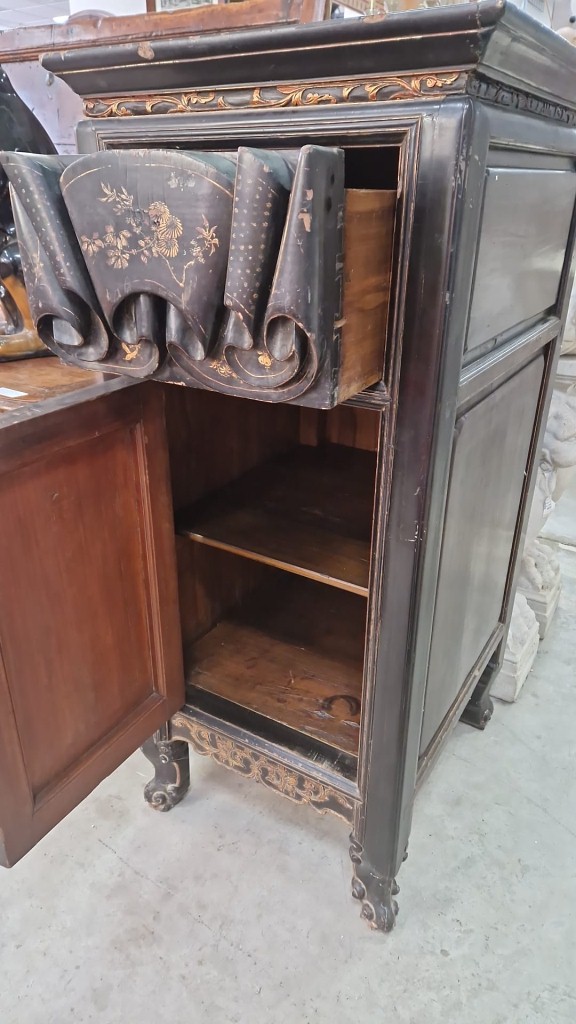 Cassettiera Orientale 
