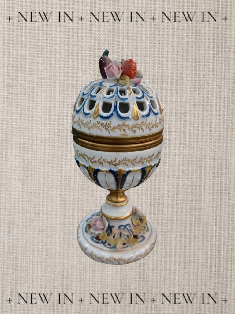 Scatola Uovo Sevres 