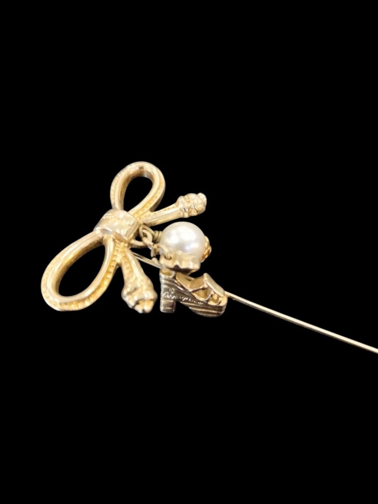 Spillone Salvatore Ferragamo