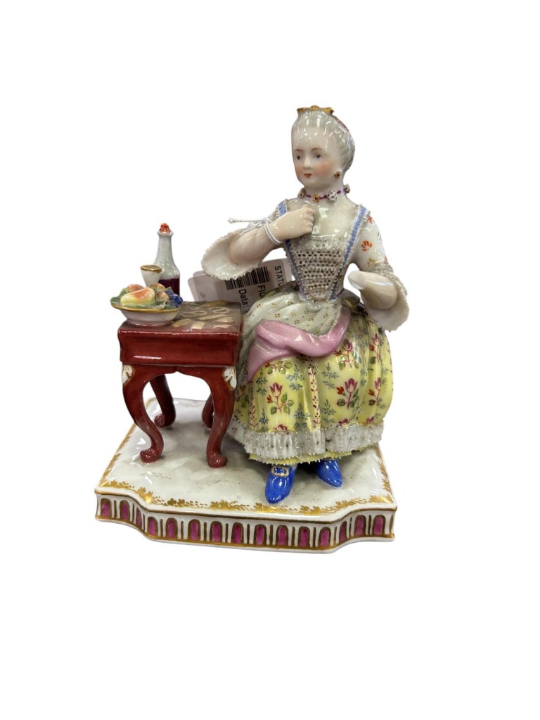 Statuina Da Restaurare Sevres 