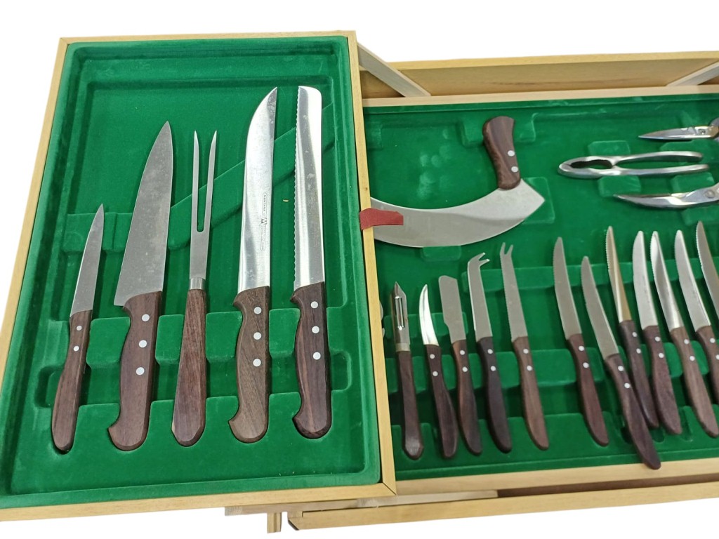 Set Coltelli Montana + Ceppo M