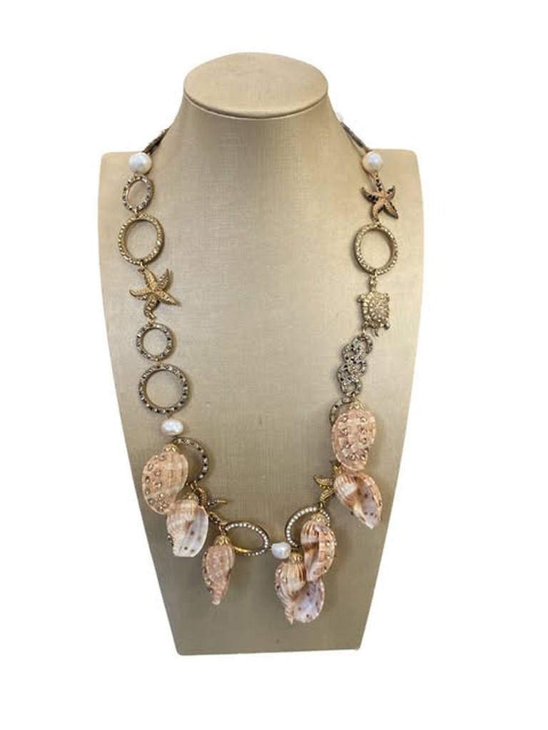 COLLANA CON CONCHIGLIE 